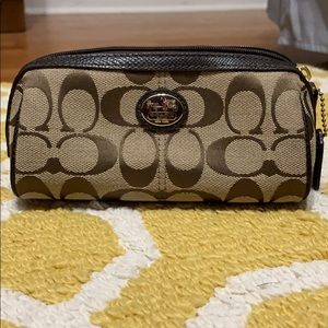 Coach cosmetic/jewelry bag